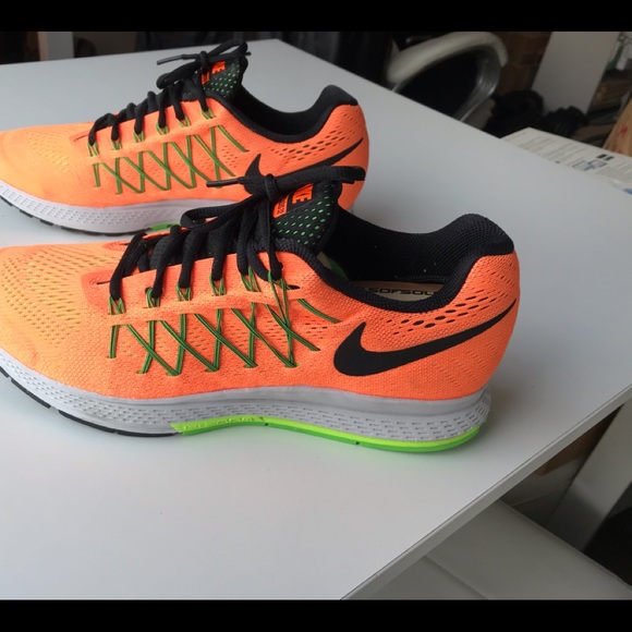 SOLD: Nike Pegasus 32 Orange and Green 10.5 - Picture 1 of 7